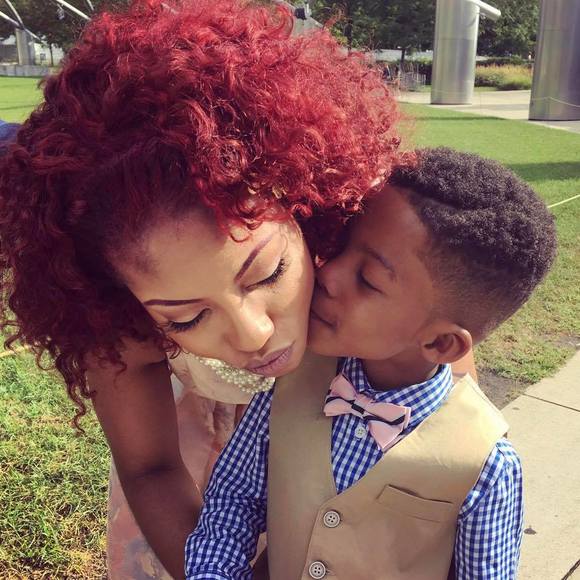 Meet your Posher, Amanda - Picture 1 of 1