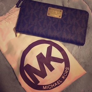 JET SET TRAVEL CONTINENTAL WALLET