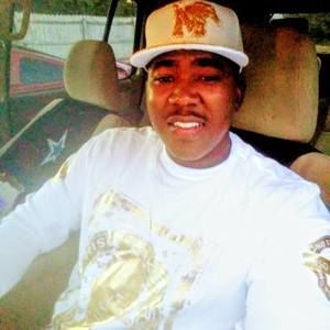 Meet your Posher, Dennis