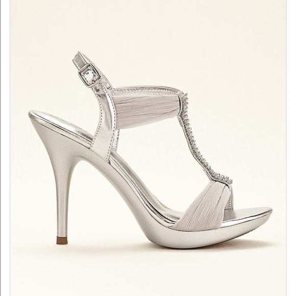 New Davids Bridal size 9 heels - Picture 2 of 4