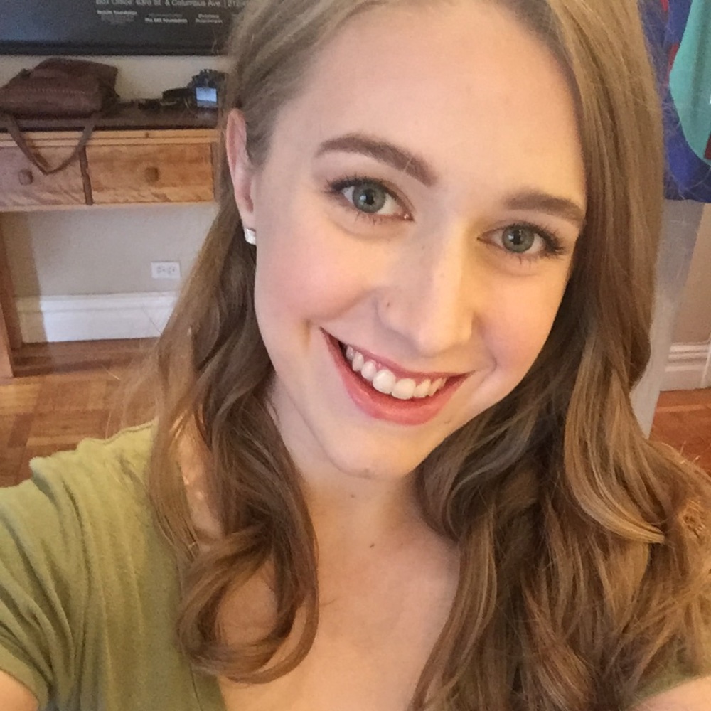 Meet your Posher, Danielle