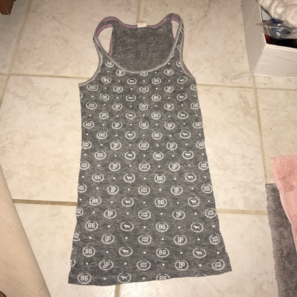 RARE vintage ☝️💕🐕💕☝️ Pink by VS Medium