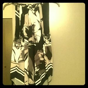 Sleeveless high-necked kerchief top