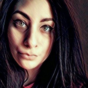 Meet your Posher, Daniella