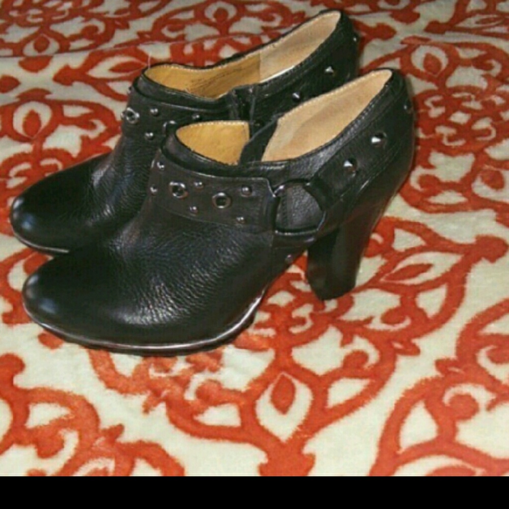 Biker heel ankle shoes