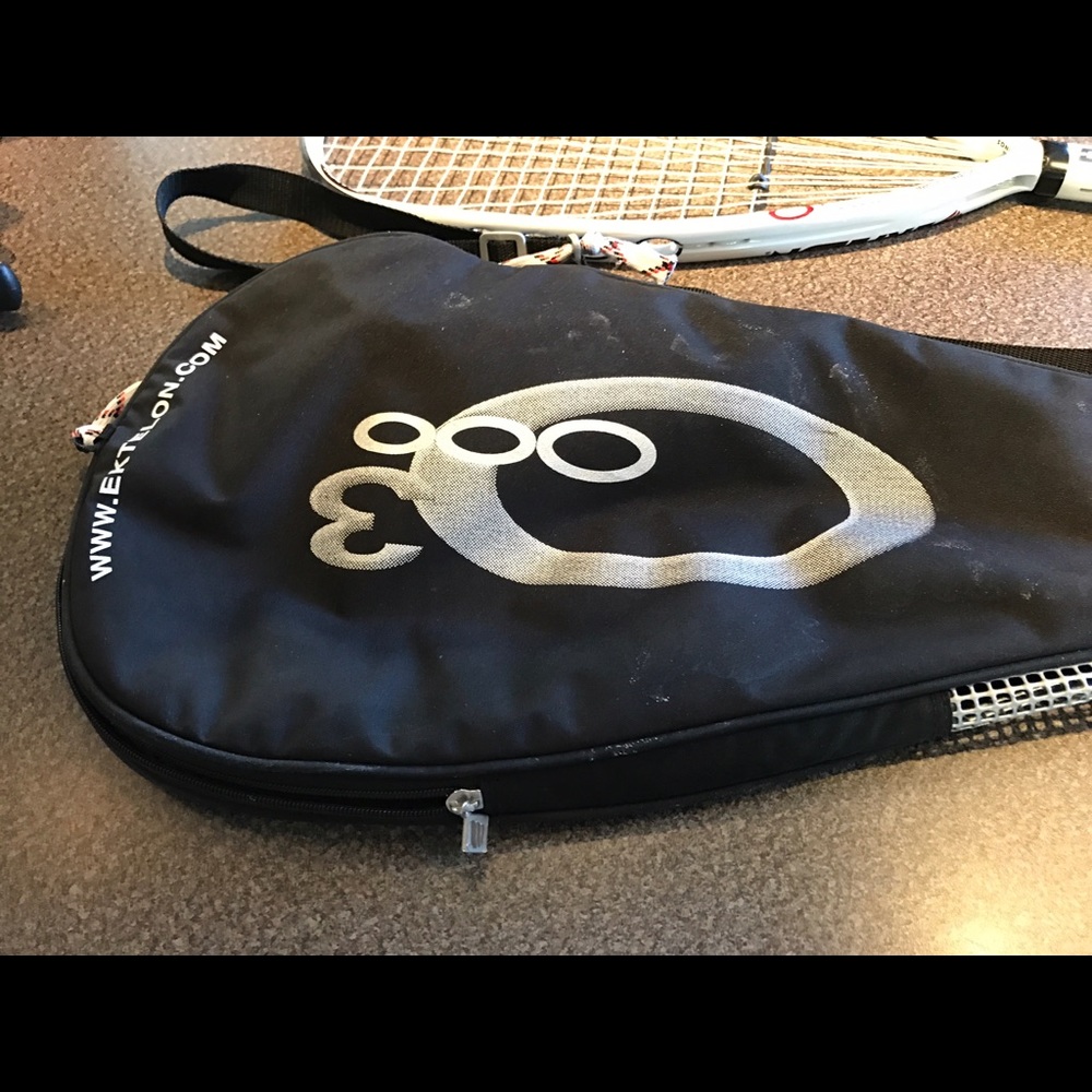 Ektelon Two Rackets