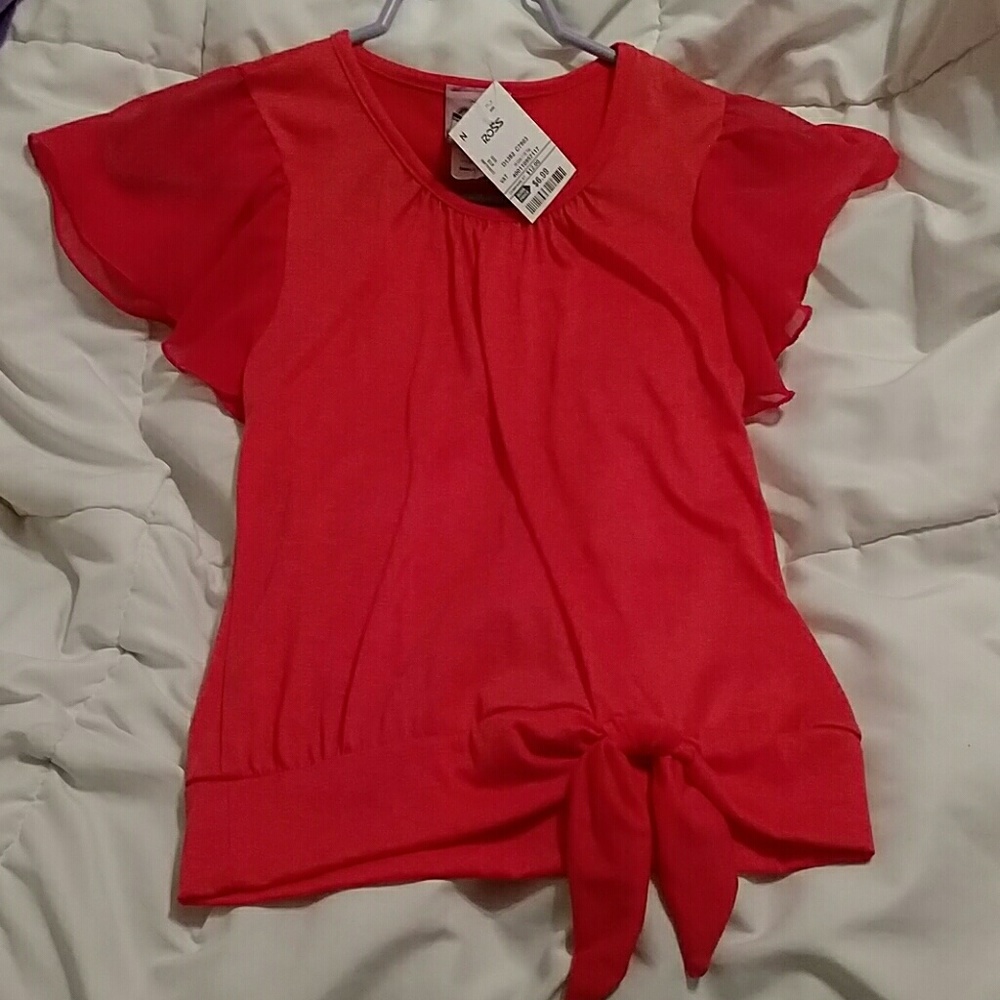 blouse with tie