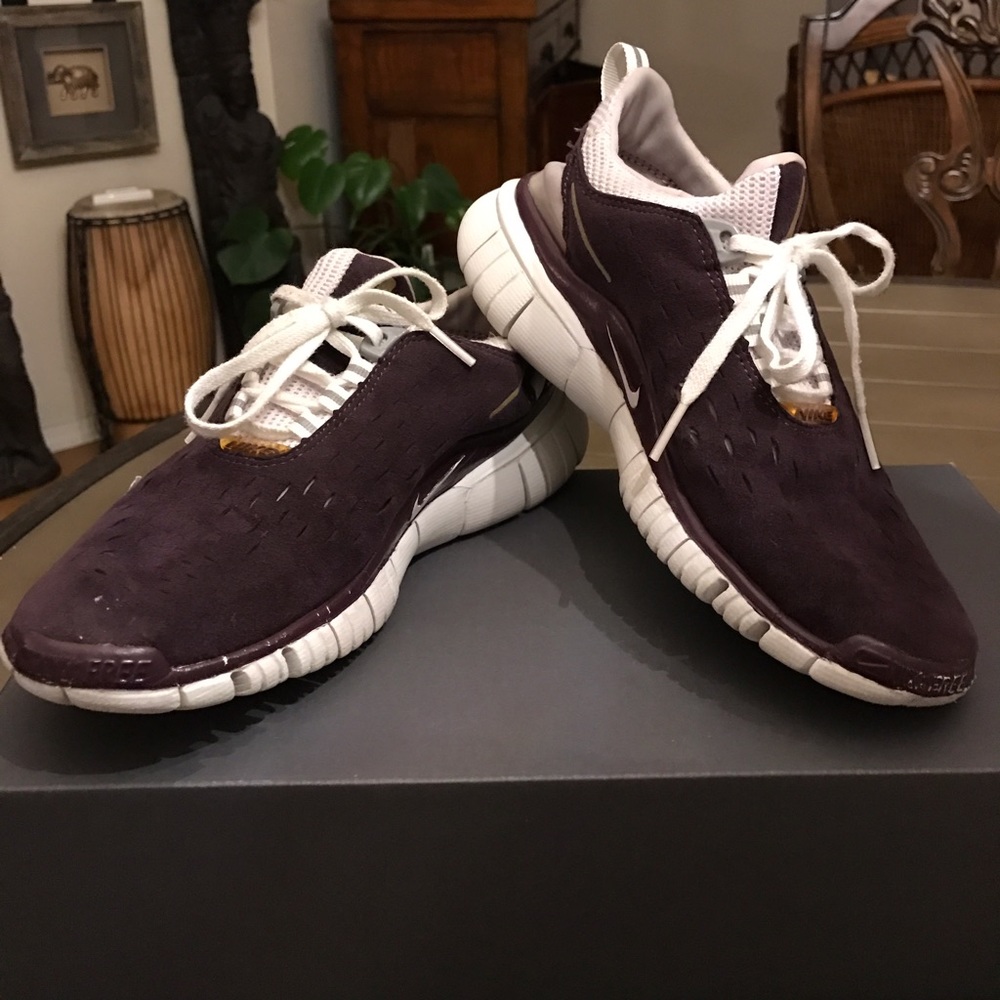 Size 6.5 Nike Free 5.0 Running & walking shoes.