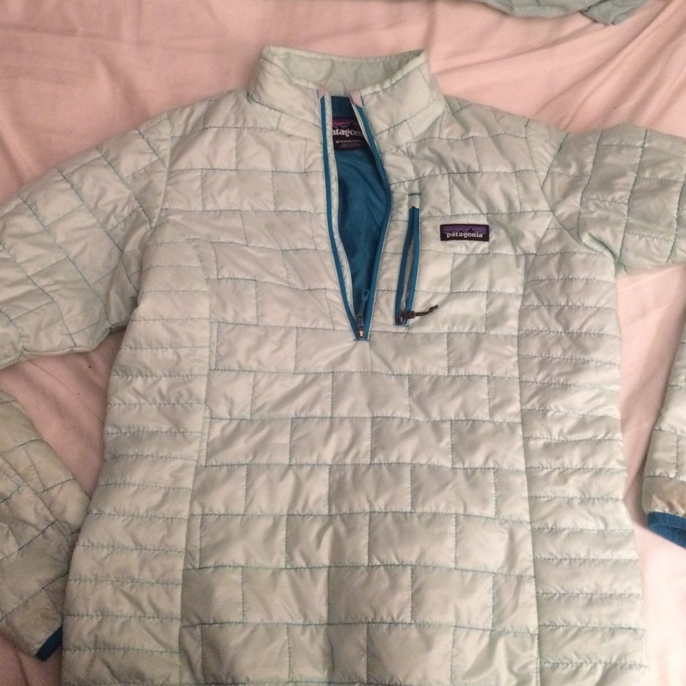 Women's Mint Patagonia Nanopuff jacket