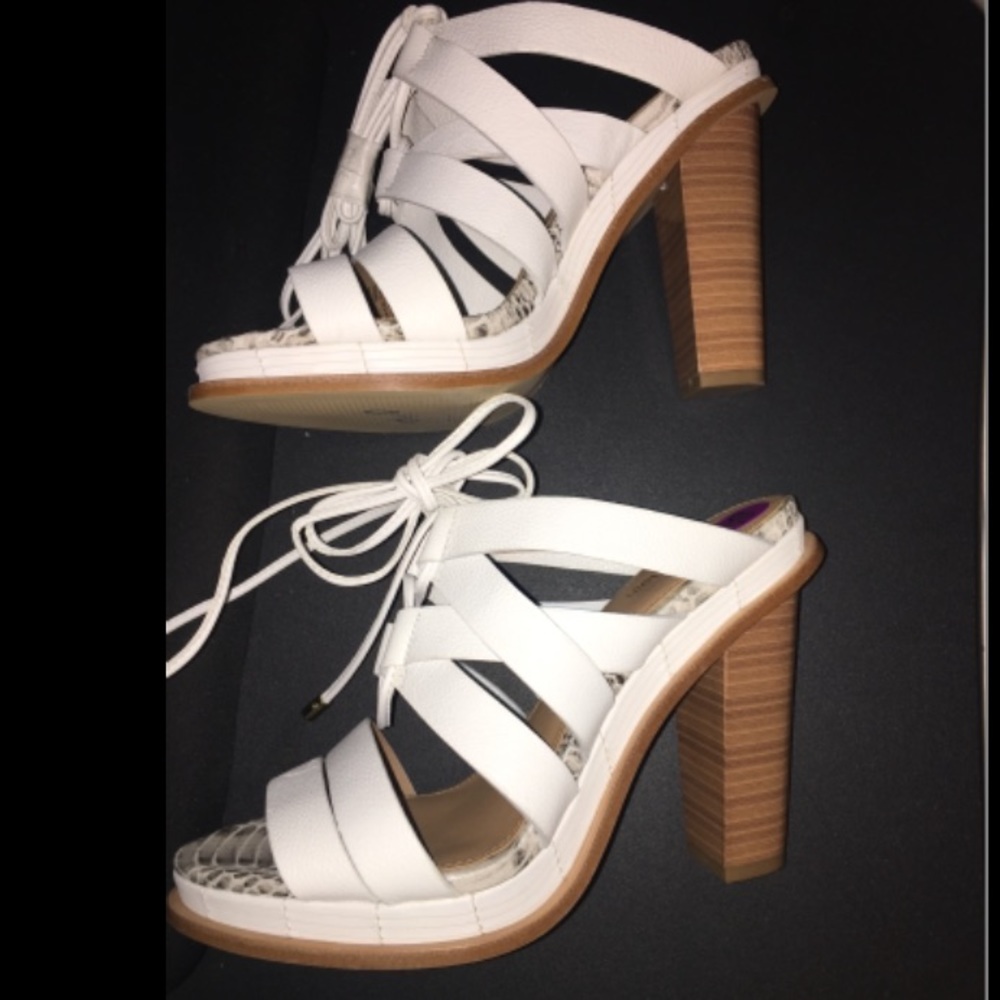 Calvin Klein Panelope Platinum White Tuscan NWOT!!