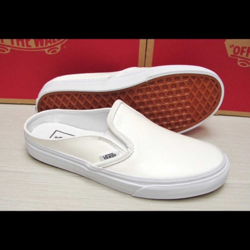 New white leather vans
