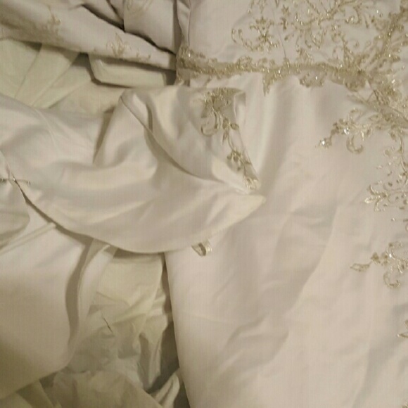 Wedding dress