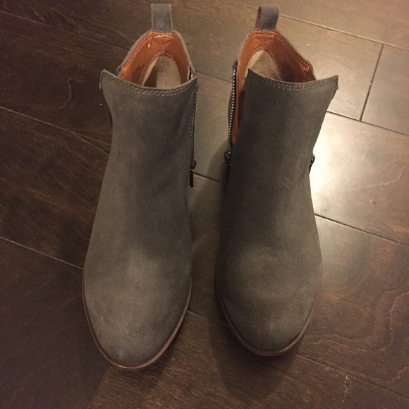 Lucky Brand Grey Basel Bootie - Picture 3 of 4