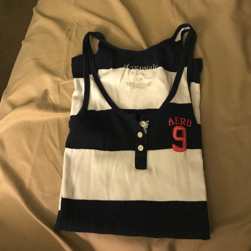 Aero #9 tank top