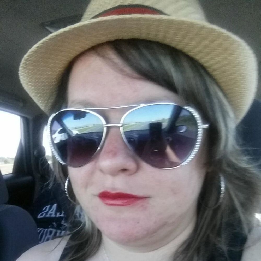 Meet your Posher, Tabitha