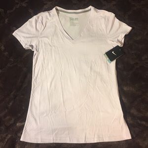 🆕NWT Nike Dri-Fit V-Neck Lilac Training Top, M