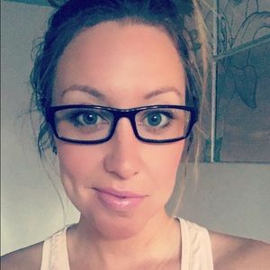 Meet your Posher, Stacie