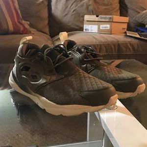 Reebok Furylite Sheer Women's Size 7.5 Olive/Sage