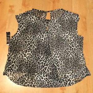 NWT! HeartSoul Leopard print blouse