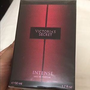 Victoria's Secret intense perfume 1.7oz