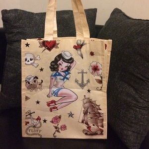 Pin up bag