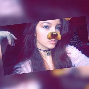 Meet your Posher, Kayla