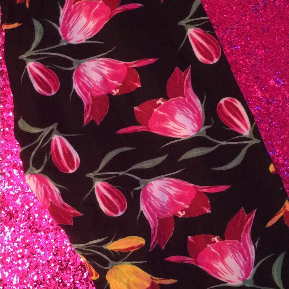 LuLaRoe valentines tulips