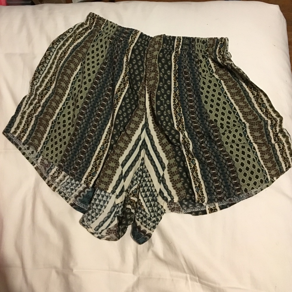 Brandy Melville shorts