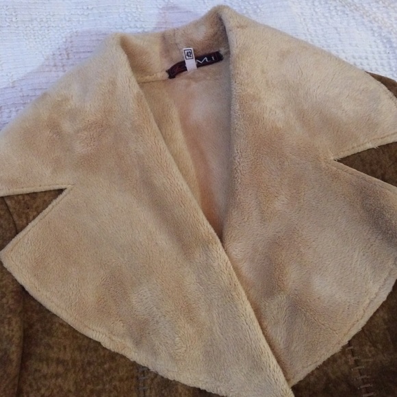 Jacket - Picture 4 of 4