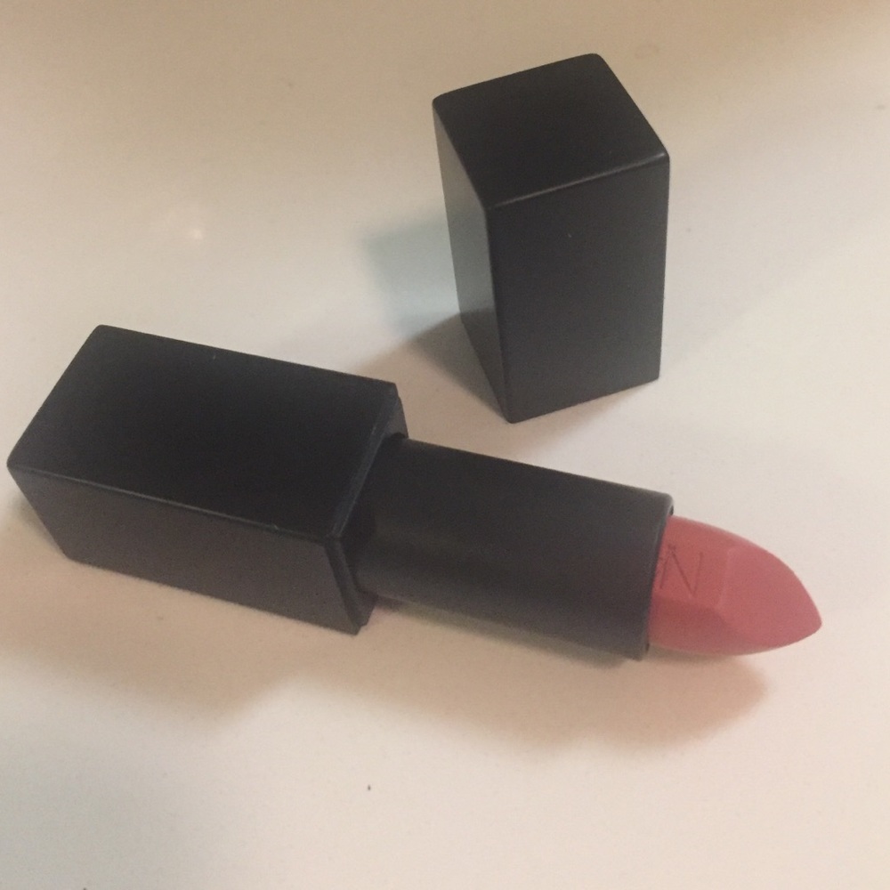 NARS Audacious Lipstick (Brigitte)