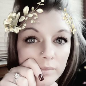 Meet your Posher, Carolyn