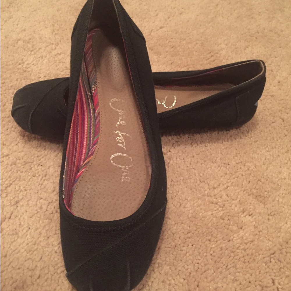 Toms ballet flat, black linen