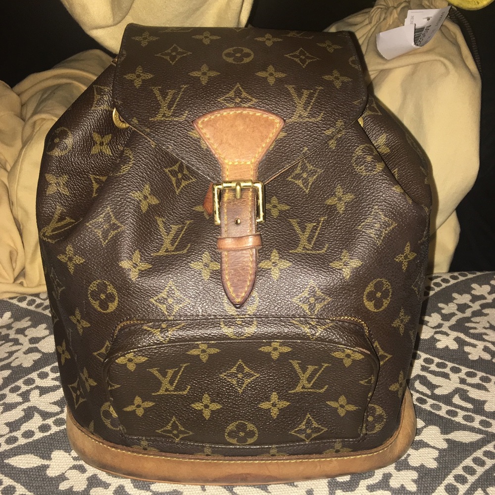 ***SOLD ON TRADESY** Louis Vuitton Montsouris MM B