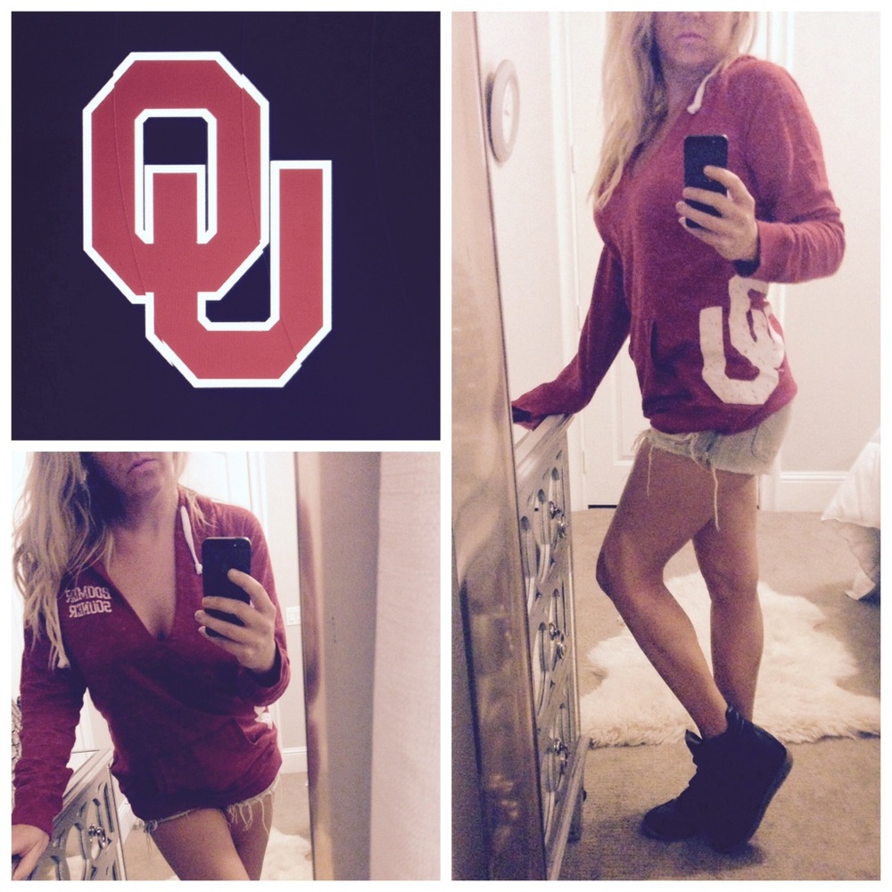 ✨OU sweatshirt