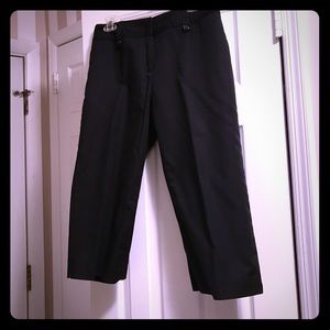 Black capris size 10