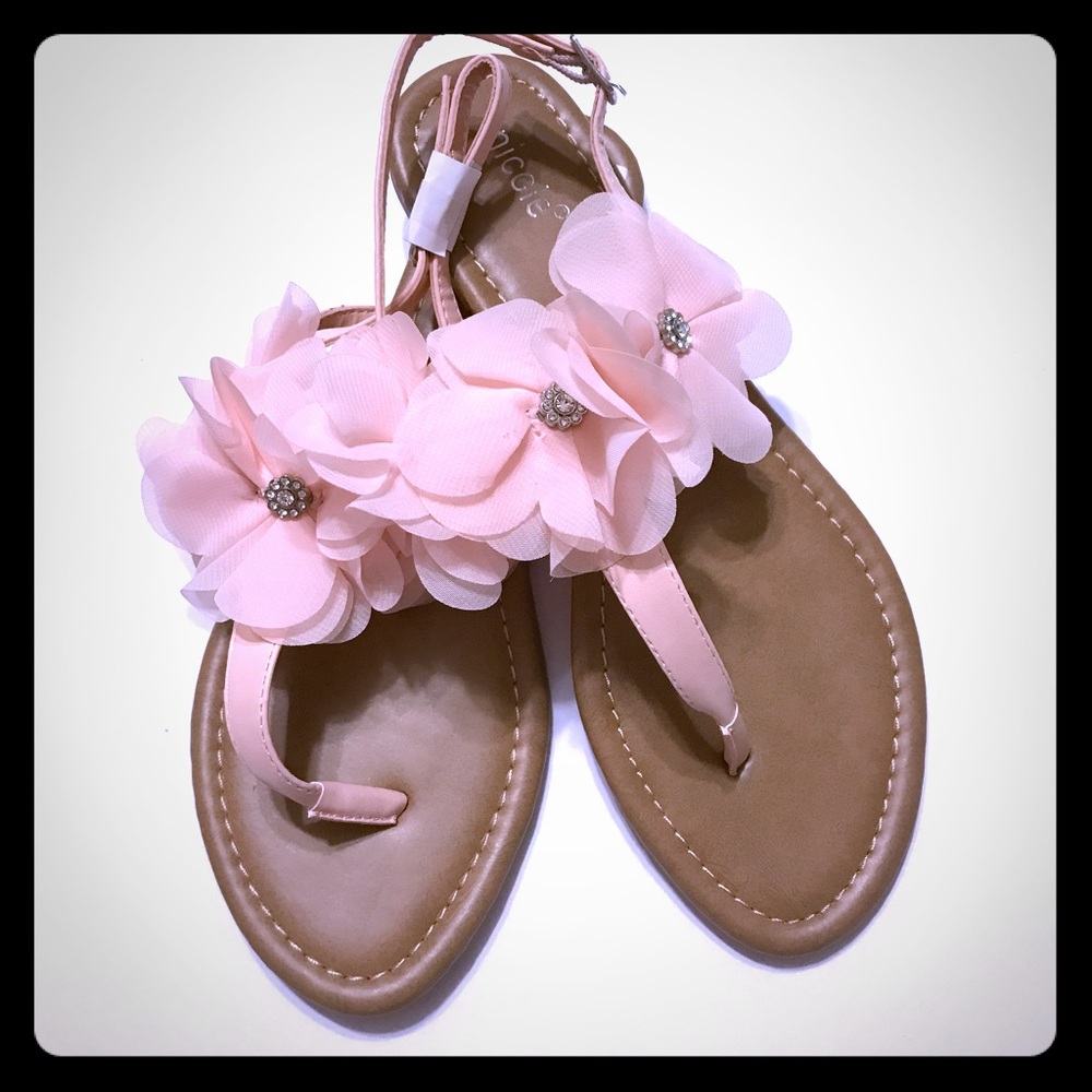 Pretty NICOLE Petal & Crystal Sandals-Blush SH-14