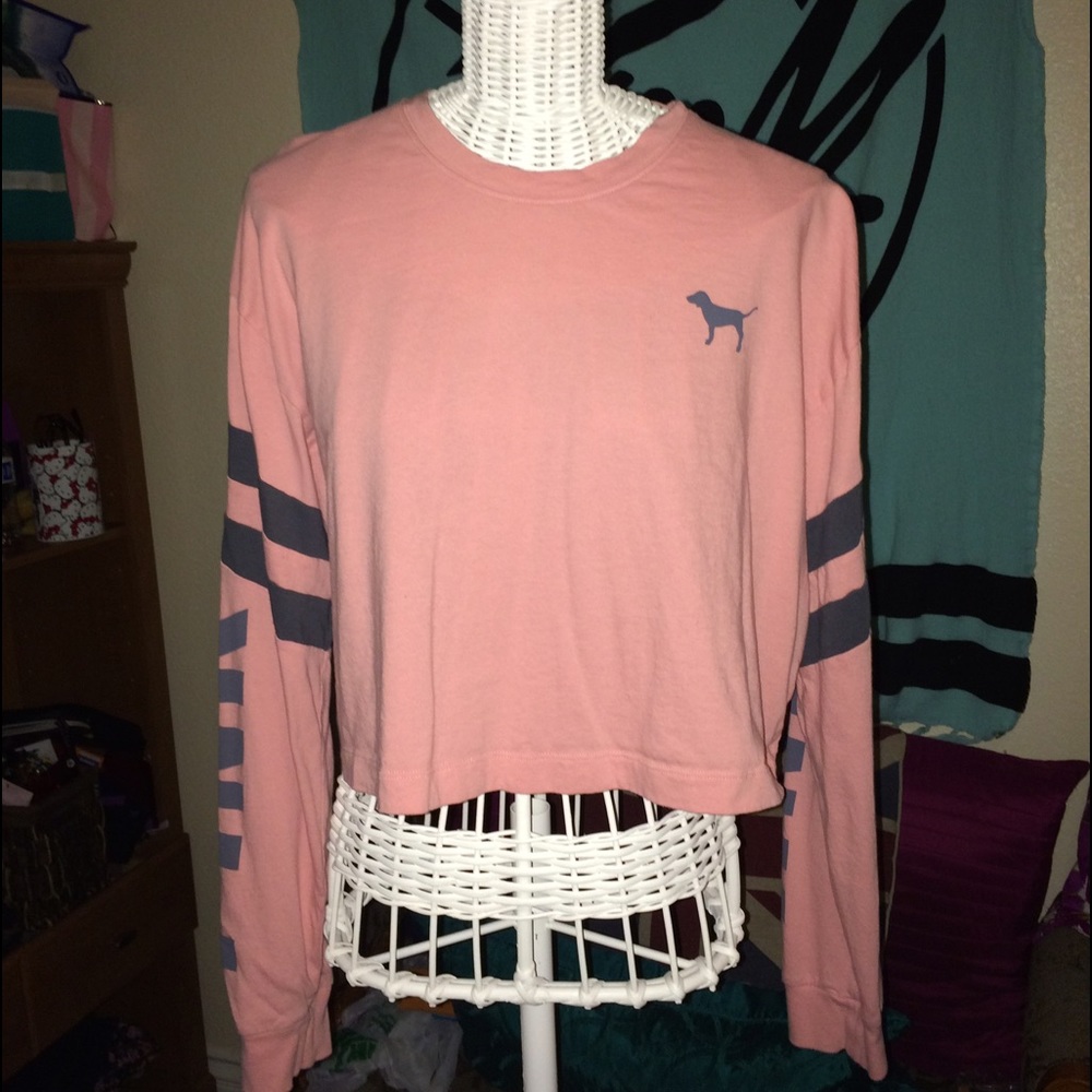 Pink long sleeve crop top