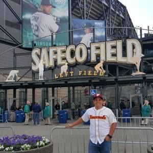 Meet your Posher, Manuel