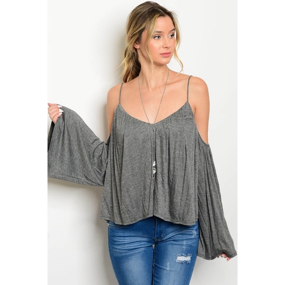 Boutique Tops - 🎉CLEARANCE🎉 Gray Cold Shoulder Bell Sleeve Top