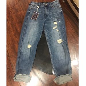 SOLDHollister Boyfriend Jeans