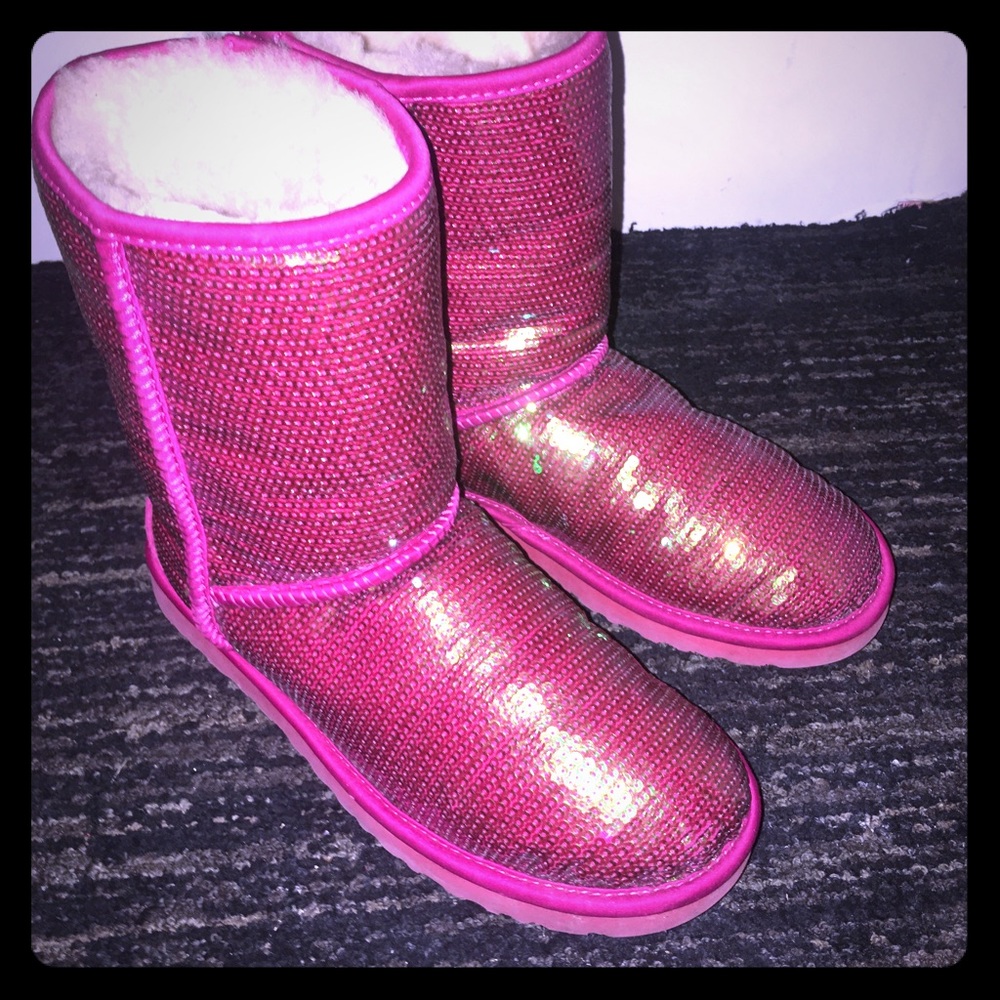 Authentic hot pink uggs size 8