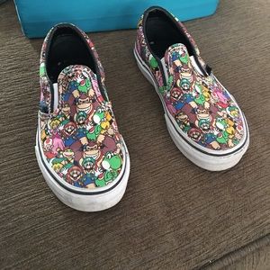 Vans little boys Nintendo Slip Ons-Size 12.
