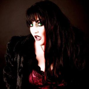 Meet your Posher, Nessa