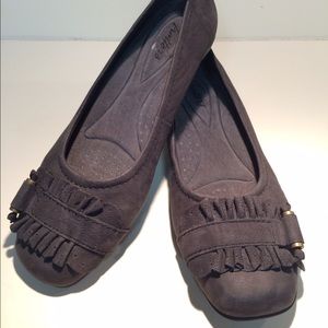 Trotter's Flat Shoe, Size 8m