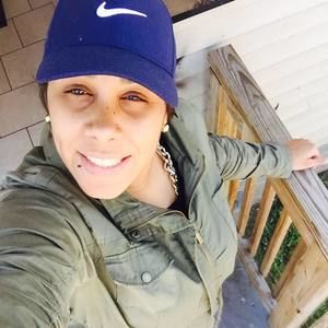 Meet your Posher, Janet