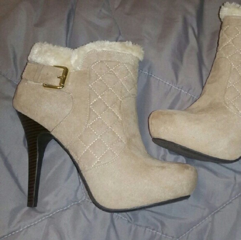 Steve Madden boots