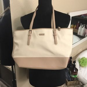 Nine West 👛purse that's in great shape🎉