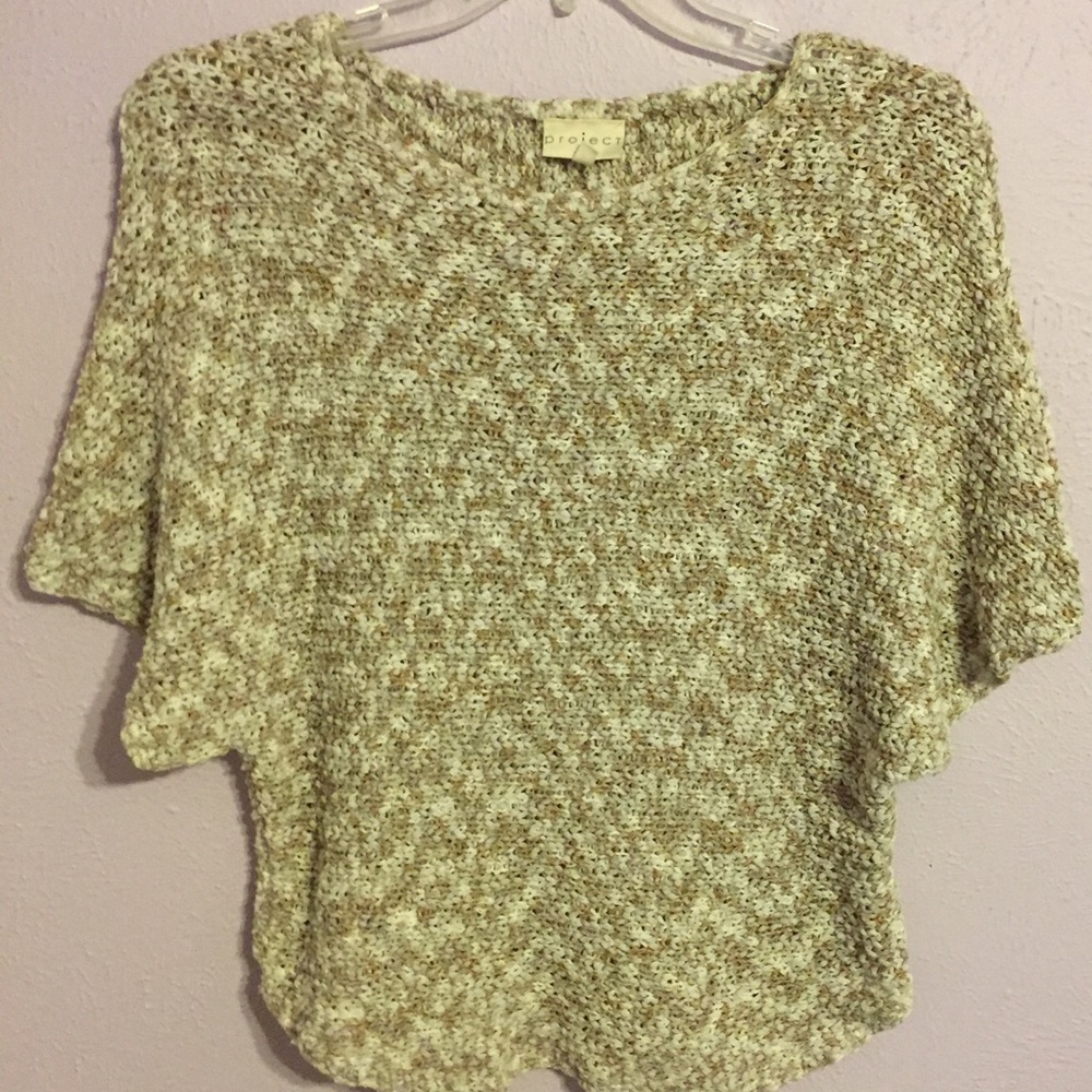 Camel and white short sleeve sweater
