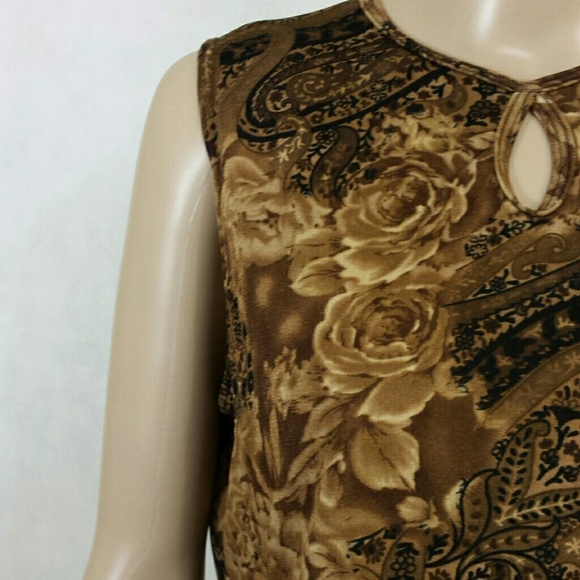 Susan Lawrence Sleeveless Top - Picture 2 of 4