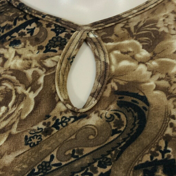 Susan Lawrence Sleeveless Top - Picture 3 of 4